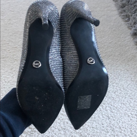 MICHAEL Michael Kors silver heels - Picture 5 of 7